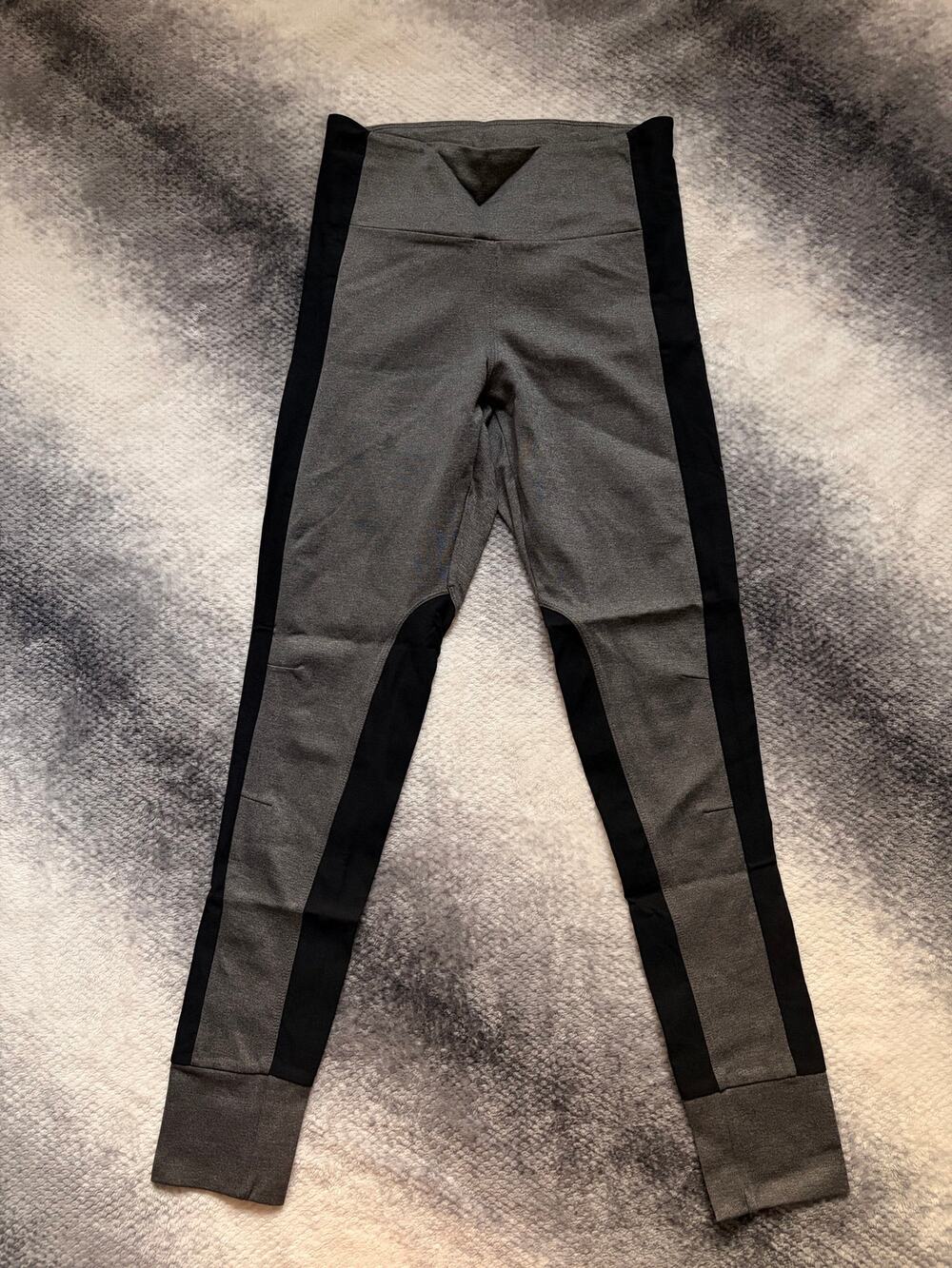 Athleta Essex Hybrid Tight Leggings XS Black Heather Gray Colorblock Pocket Pant